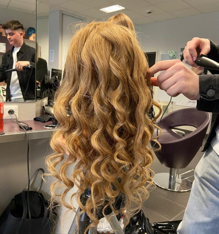 Ateliers TRE – CFA Coiffure et Esthétique 44 Ateliers TRE - CFA Coiffure et Esthétique 44