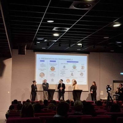 L’identification des intervenants sur la conférence et la prise de contact​